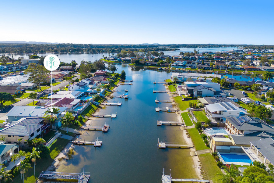 Ultimate Waterfront Dream Home with Breathtaking Views