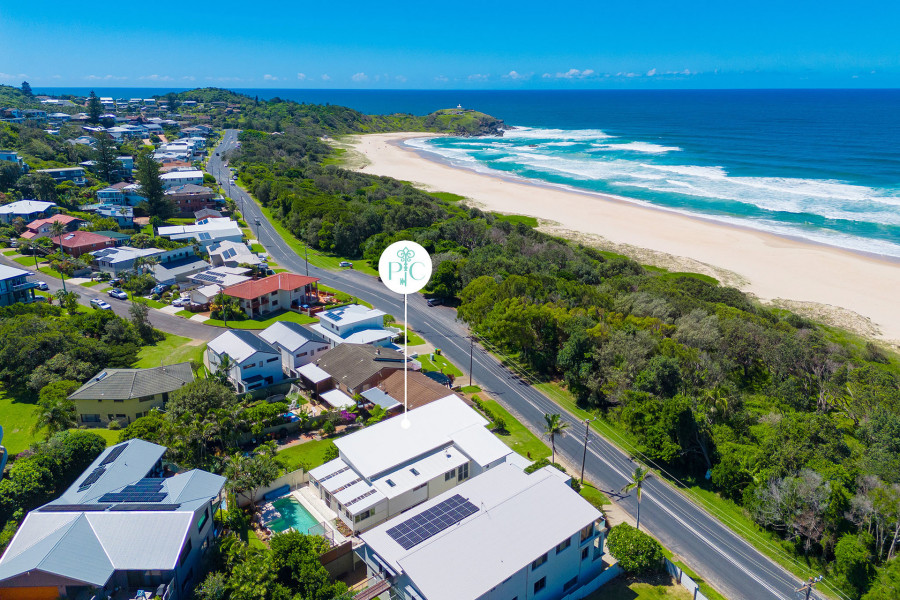 Coastal Luxury Opposite Lighthouse Beach