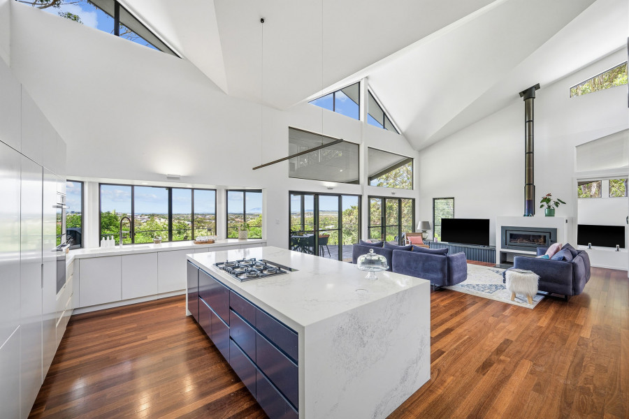 Private Treetop Sanctuary with Sweeping Views