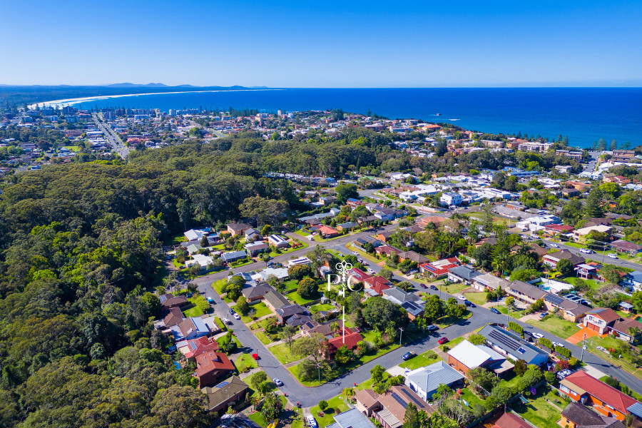 Leafy Seclusion, Coastal Connection