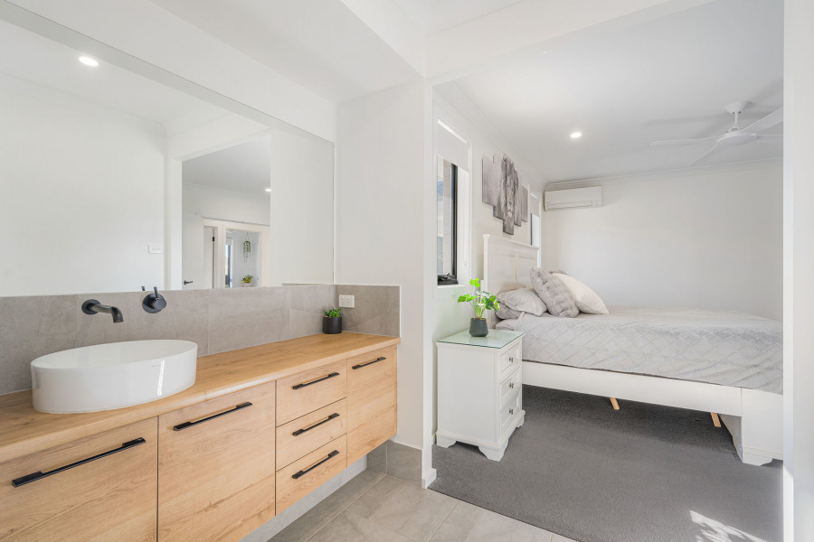 Modern Country Living in Beautiful Beechwood