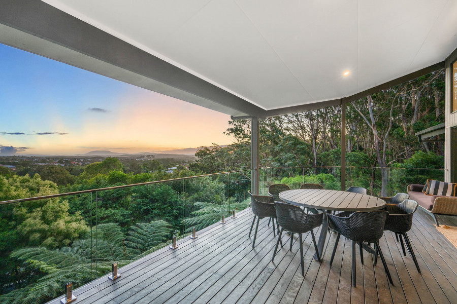 Private Treetop Sanctuary with Sweeping Views