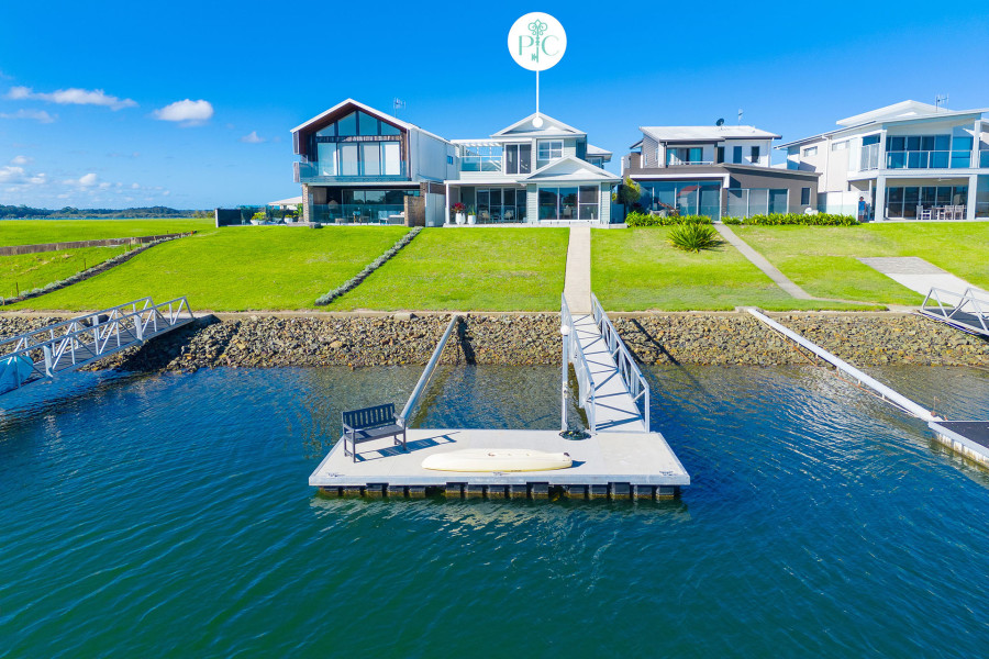 The Beauty of Canal Living with Rare River Connection