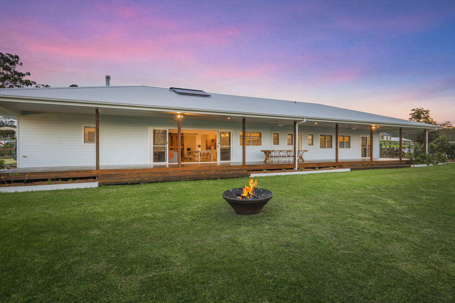 A Beautiful Expression of Luxury Country Living 