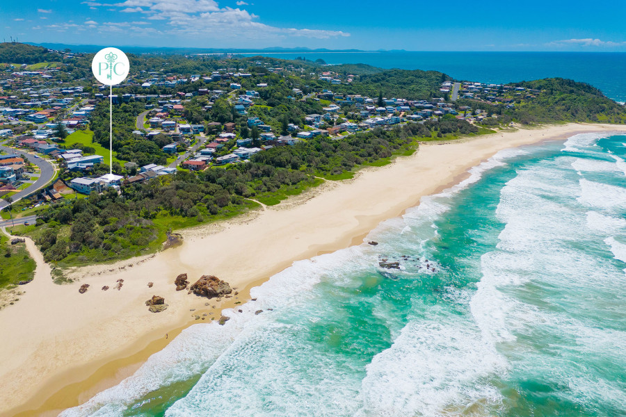 Coastal Luxury Opposite Lighthouse Beach