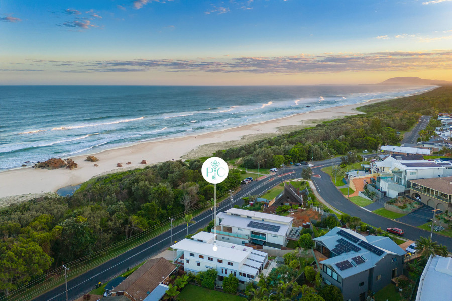 Coastal Luxury Opposite Lighthouse Beach